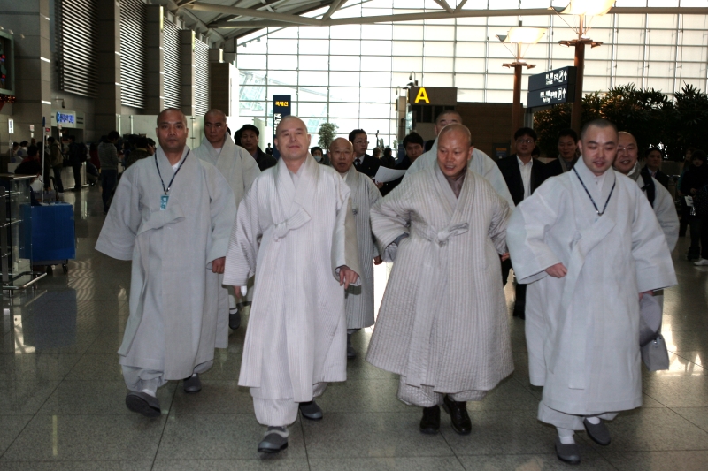 2010.01.30_인천공항 방북